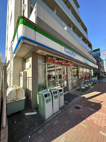 コンビニ　ファミリーマート平野二丁目店（コンビニ）まで354m