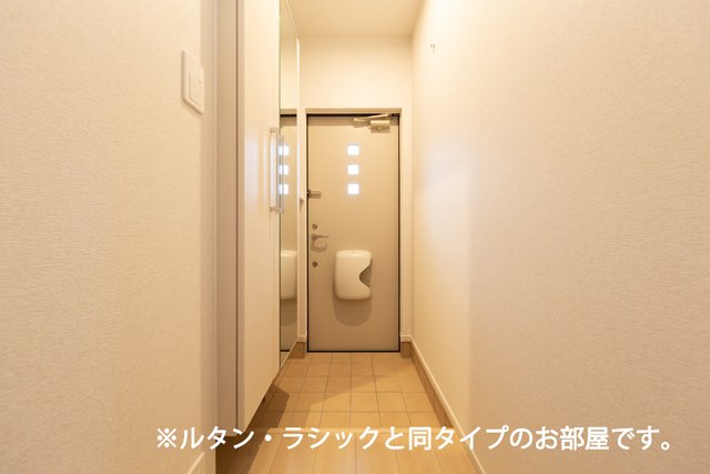 玄関　落ち着いた玄関です