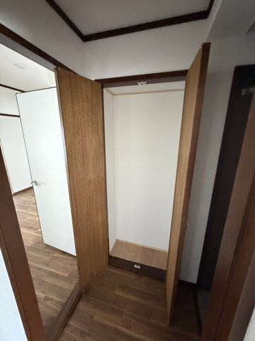 ビラ名谷A棟の内装写真