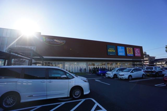 スーパー　遠鉄ストア豊川店（スーパー）まで670m