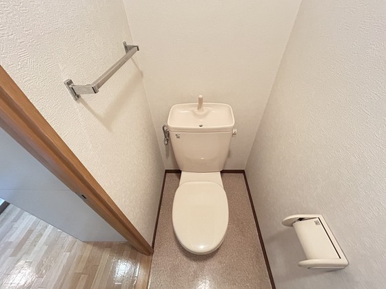 トイレ　※別部屋の写真です