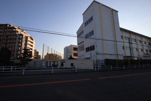 小学校　河内長野市立小山田小学校（小学校）まで847m