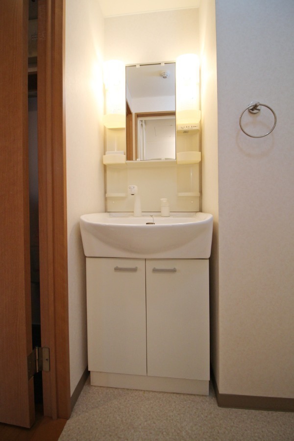 洗面設備　シャンプードレッサー