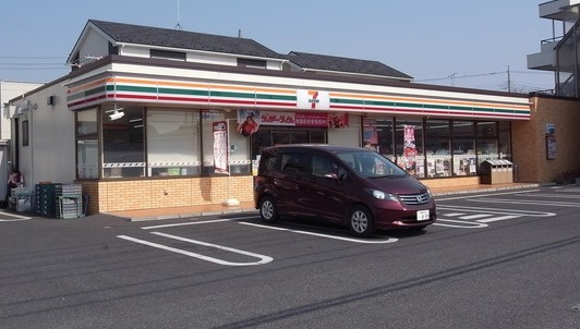 コンビニ　セブンイレブン 伊勢原高森店（コンビニ）まで257m