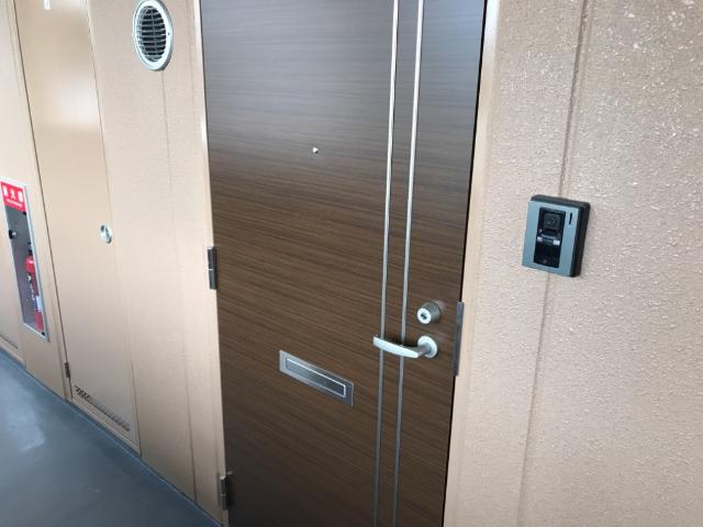 エントランス　玄関
