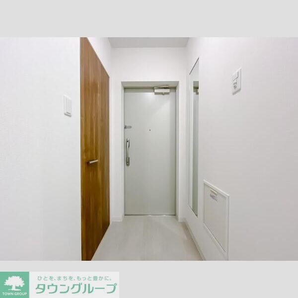 玄関　洗面