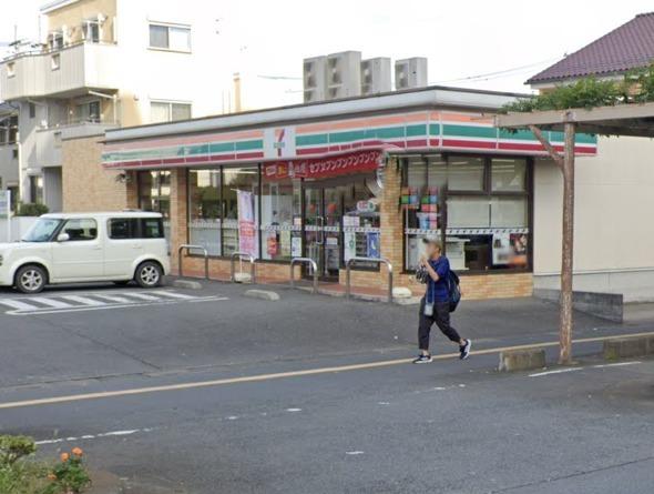 コンビニ　セブン-イレブン 春日部中央４丁目店（コンビニ）まで806m