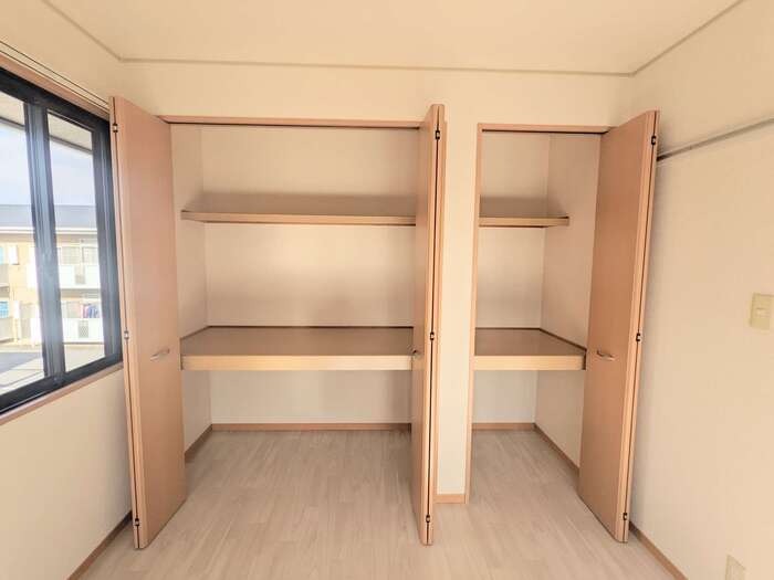 収納　図面と現状に相違がある場合には現状を優先
