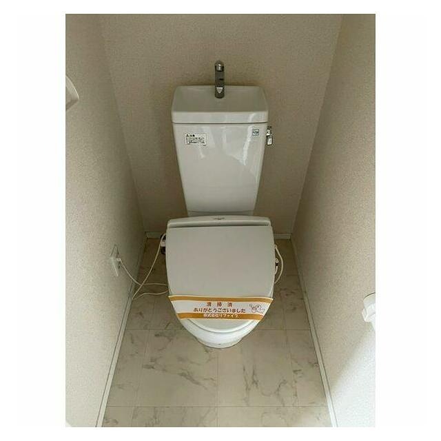 トイレ　※同仕様写真
