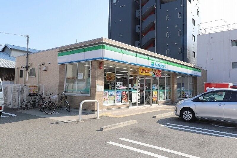 コンビニ　ファミリーマート大今里西一丁目店（コンビニ）まで206m