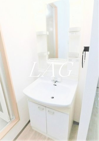 洗面設備　洗面台です。