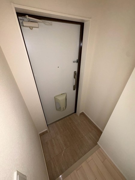 フォレスト宝塚IIの玄関写真