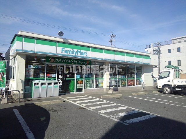 コンビニ　ファミリーマート 豊橋旭店（コンビニ）まで433m