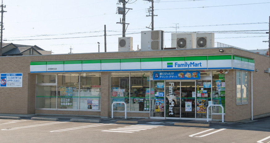 コンビニ　ファミリーマート 知多新舞子店（コンビニ）まで231m