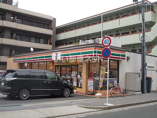 コンビニ　セブンイレブン 名古屋平針3丁目店（コンビニ）まで678m