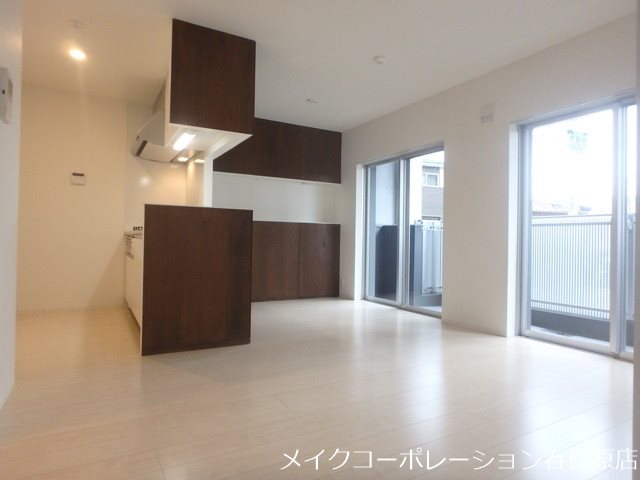 居室・リビング　写真は同型タイプ