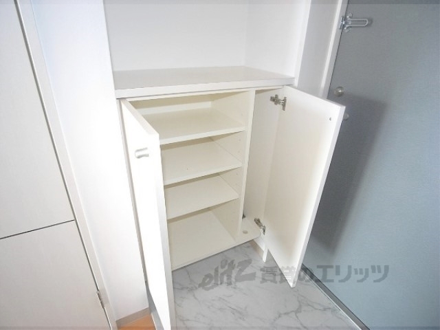 収納　下駄箱