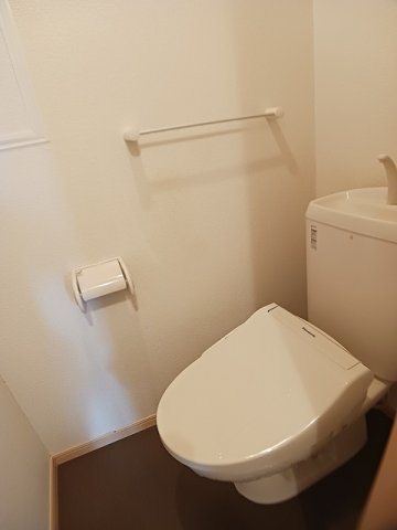 トイレ　ゆったりとした空間のトイレです