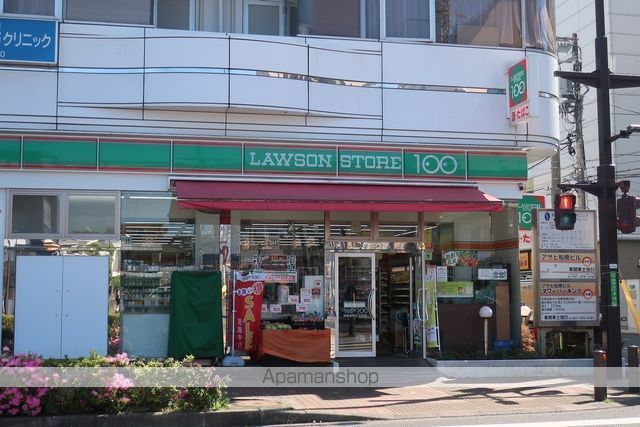 コンビニ　ローソンストア１００（コンビニ）まで198m
