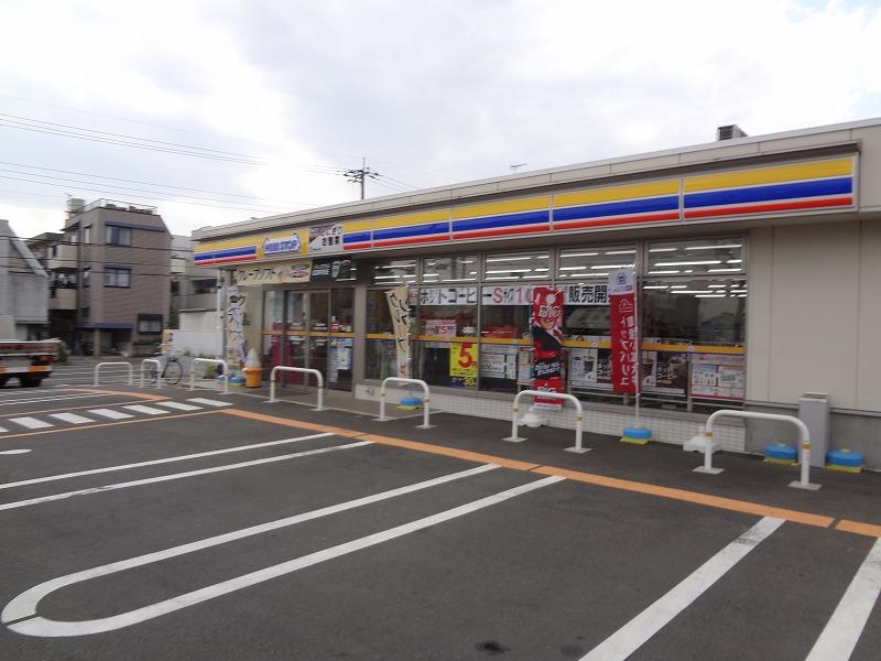 コンビニ　ミニストップ（コンビニ）まで700m