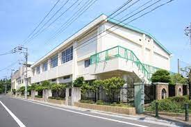 中学校　世田谷区立松沢中学校（中学校）まで1941m