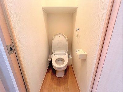 トイレ　バス・トイレ別です！