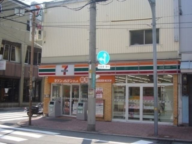 コンビニ　セブンイレブン尼崎神田南通6丁目店（コンビニ）まで133m