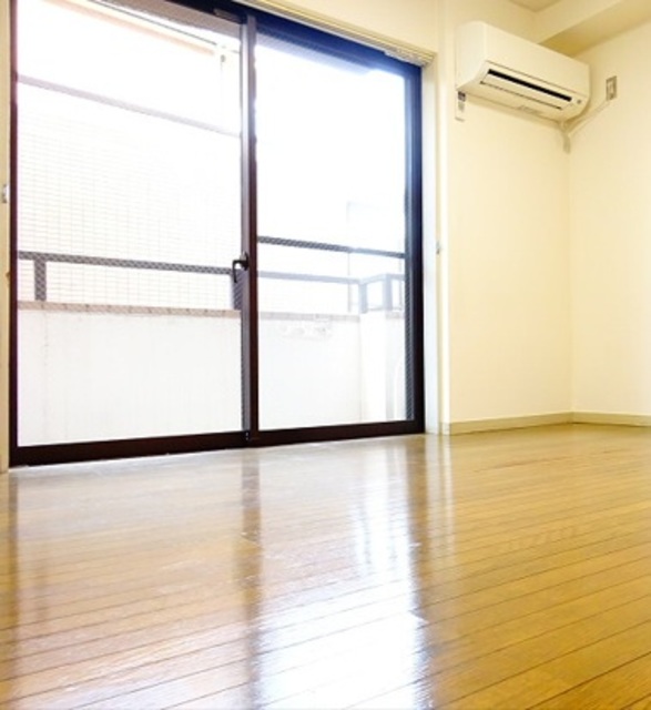 居室・リビング　きれいなお部屋