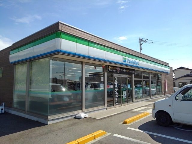 コンビニ　ファミリーマート丸亀三条店（コンビニ）まで500m