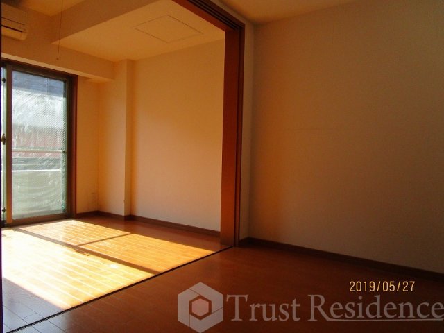 居室・リビング　別部屋参考写真
