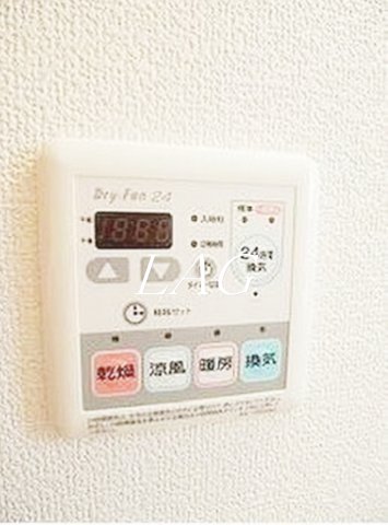 その他設備　浴室乾燥パネルです。