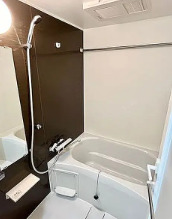 バス・シャワールーム　写真は同タイプ住居です。