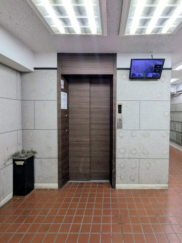 その他共有部分　防犯カメラ付き＆エレベーター