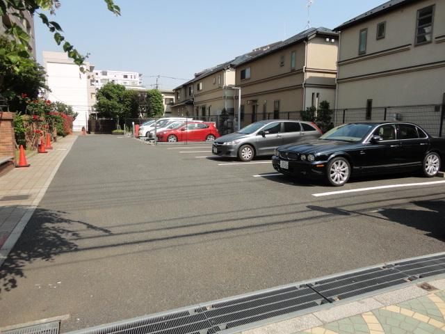 駐車場　★駐車場★