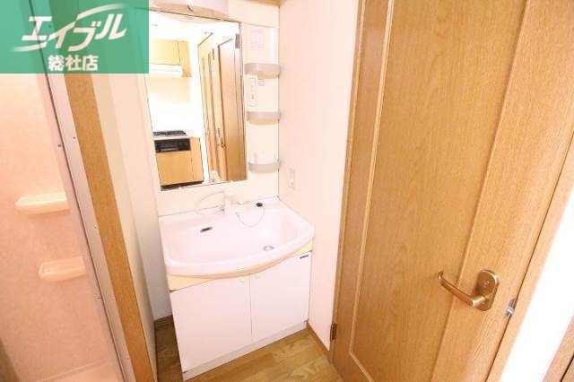 居室・リビング　同タイプのお部屋の写真です