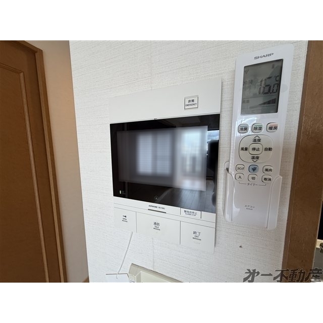 セキュリティ　モニター付きインターホン