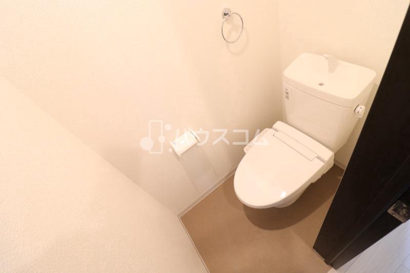 京阪本線 寝屋川市駅 徒歩16分 3階建 築3年のトイレ写真