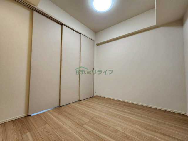 ニューミラ明大前の居間写真