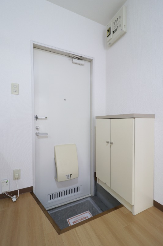 玄関　図面と現状に相違がある場合には現状を優先
