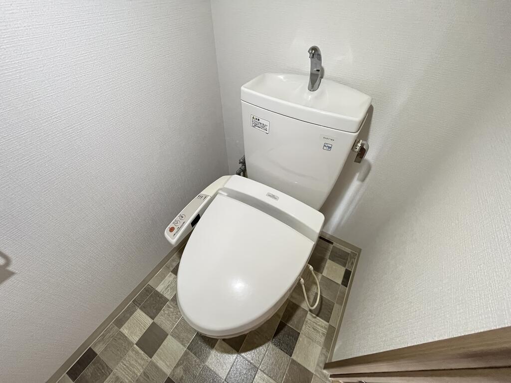 プラウドフラット五橋のトイレ写真