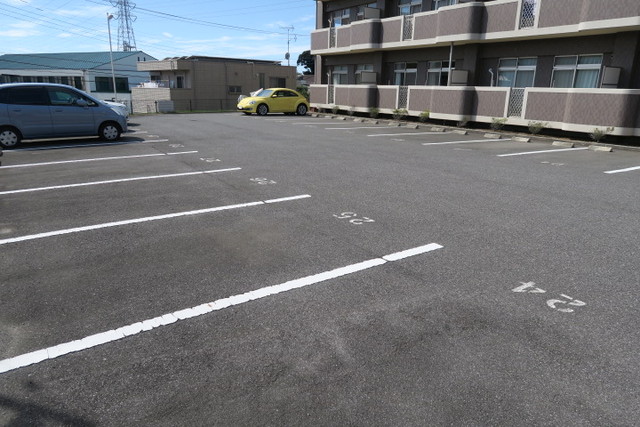 駐車場　■敷地内駐車場有り※要空き確認