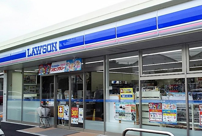 コンビニ　【ローソン　小倉高尾2丁目店】（コンビニ）まで453m