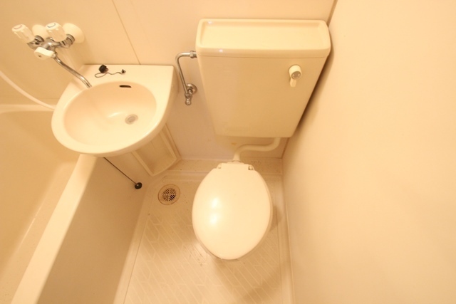 トイレ　別号室の写真