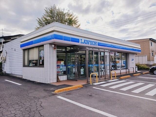 コンビニ　ローソン弘前樹木店（コンビニ）まで69m
