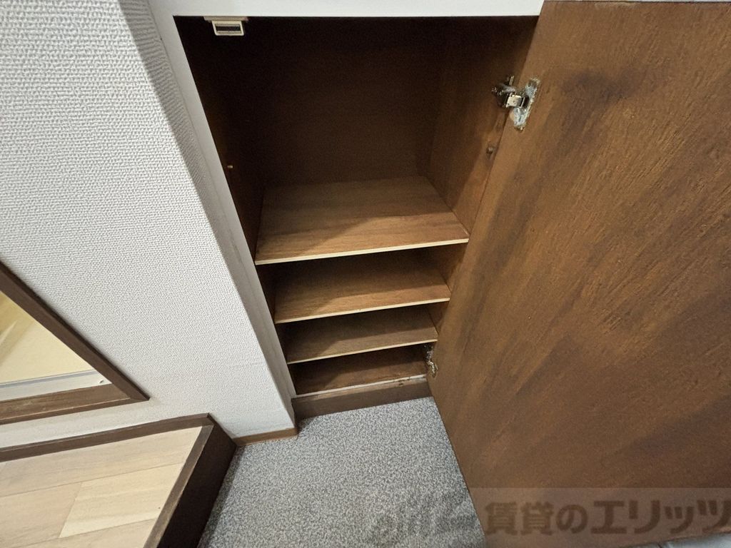 収納　玄関