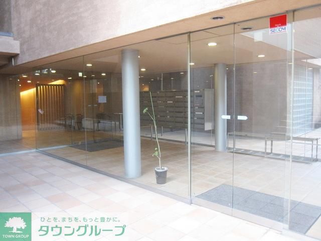 エントランス　★安心のオートロック付き★