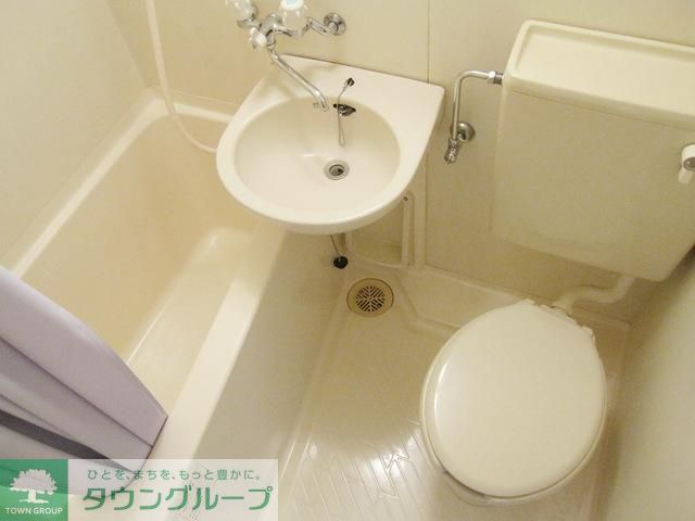 バス・シャワールーム　★お掃除のし易いユニットバスです★