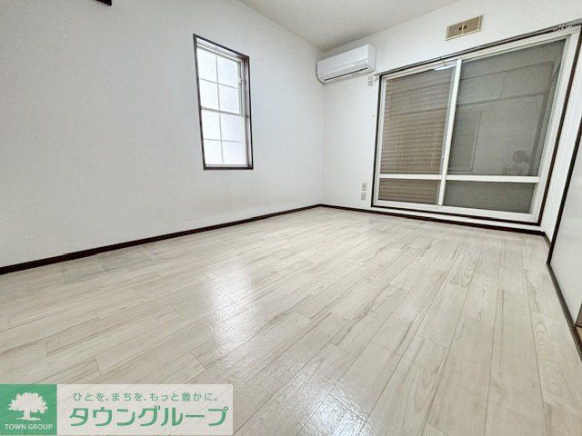 パレスモトスミの居間写真