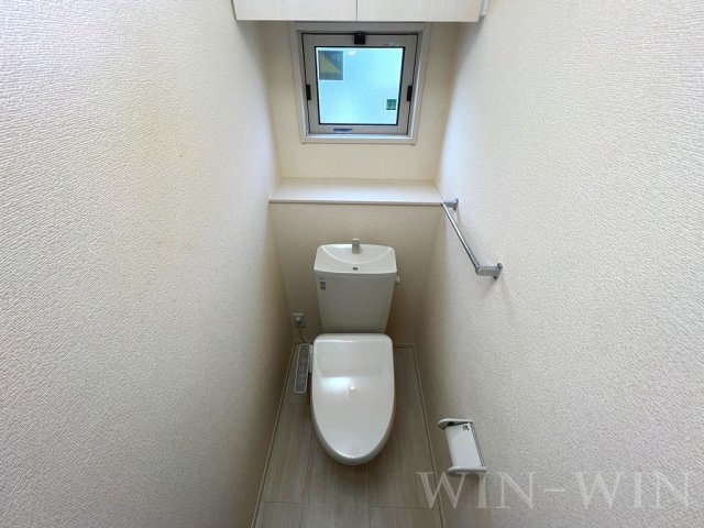 トイレ　イメージ（同建物内別部屋の写真です）