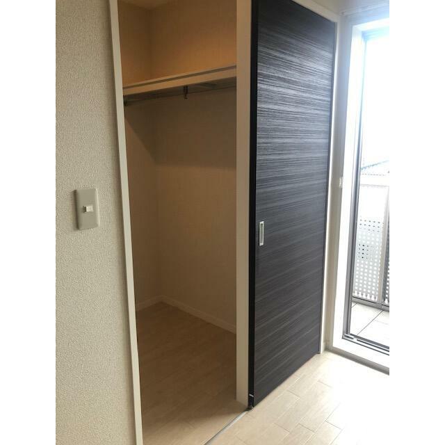 収納　現在入居中のため、写真は他の空き部屋写真です（内装仕様間取り